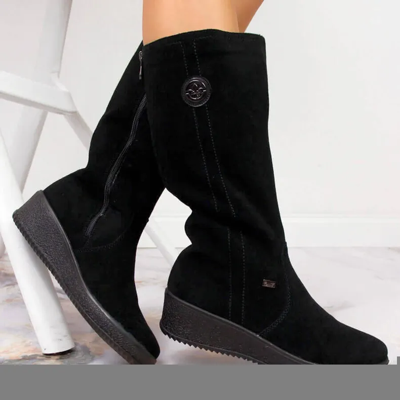 Nubuck laarzen geïsoleerd met schapenwol Rieker Y4470 zwart